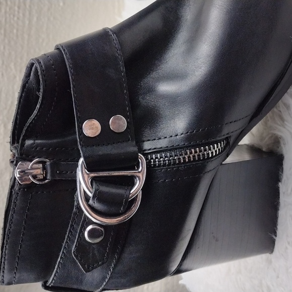 Marc Fisher Vanqar Black Leather Upper Pointed Toe Blocked Heel Moto Ankle Boot - Picture 14 of 16